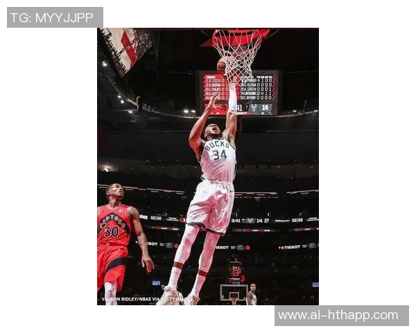 字母哥上半场完美表现6投全中砍下13分7篮板3助攻正负值高达14 字母哥上半场完美表现6投全中砍下13分7篮板3助攻正负值高达14